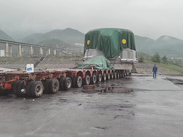 陇南大型设备运输公司专业大件运输服务