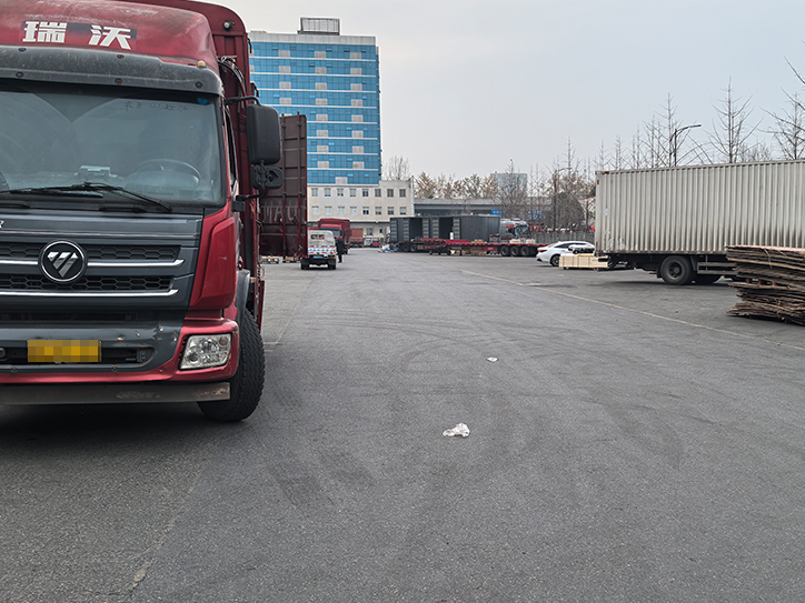 阿克苏整车物流13米高栏货车